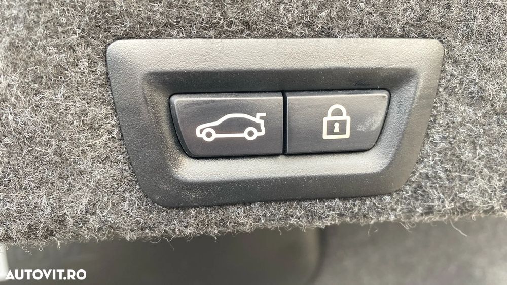 BMW Seria 5 530d Sport-Aut. - 10