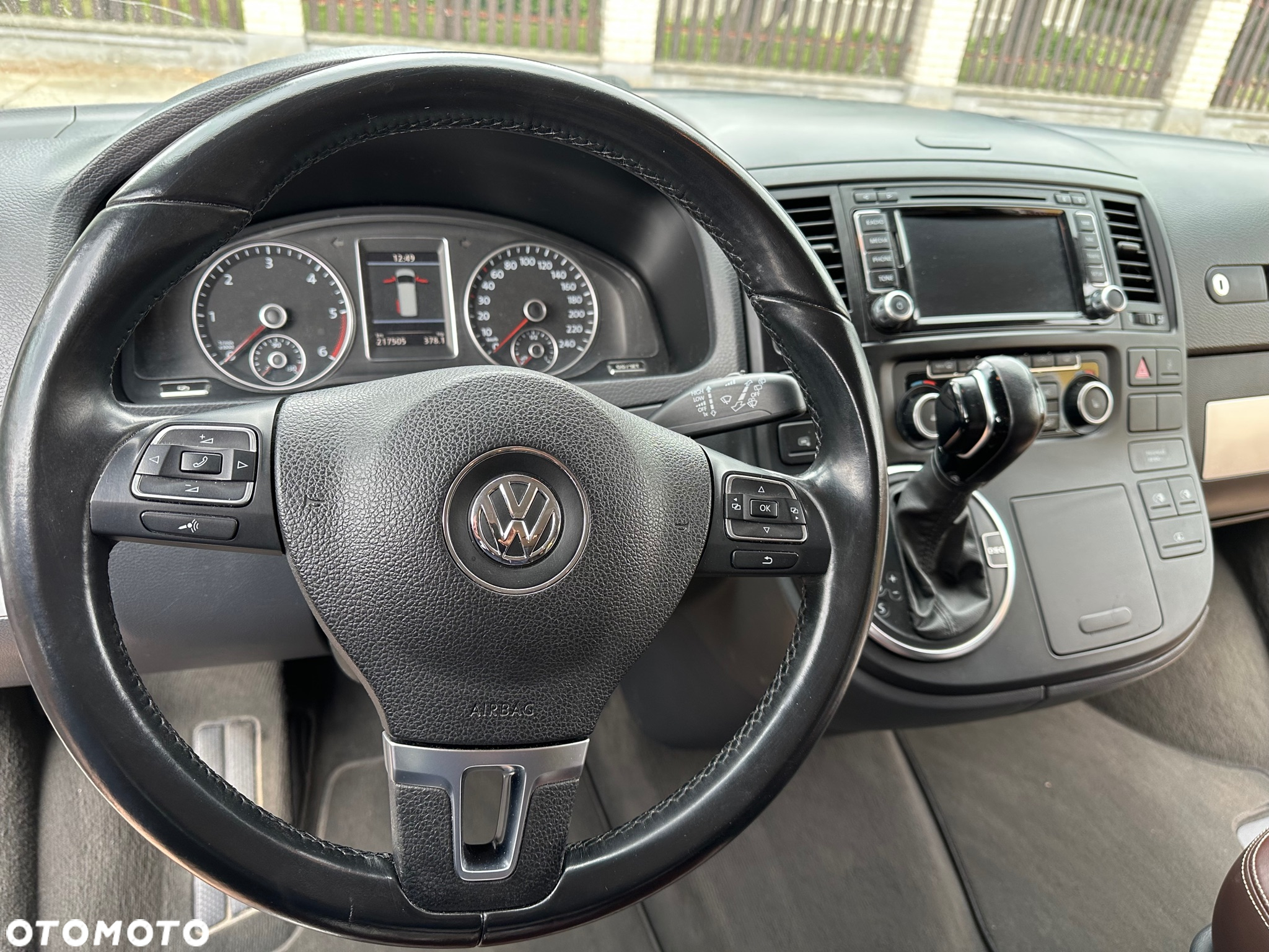 Volkswagen Multivan - 4