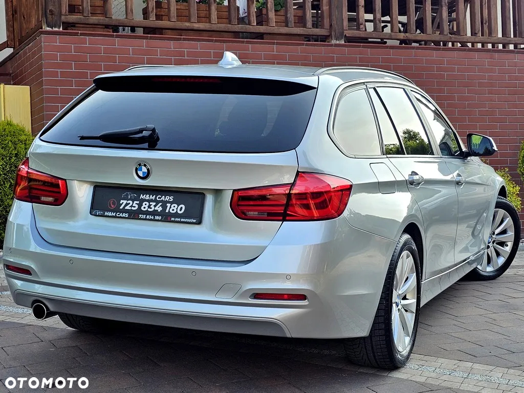 BMW Seria 3 318d Touring Sport Line - 20