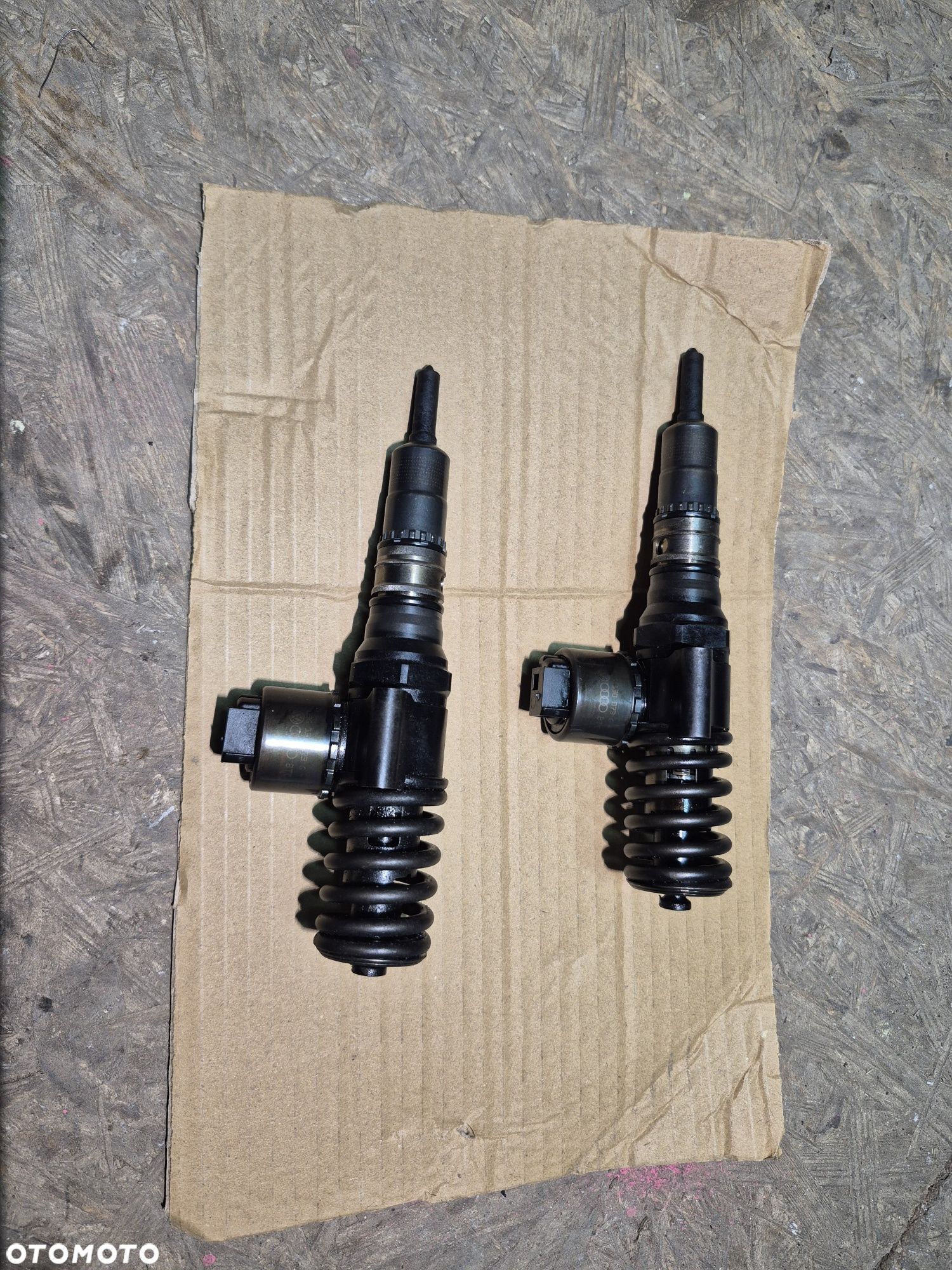 Wtryskiwacz pompowtrysk vw audi seat skoda mitsubishi 2.0 tdi - 1