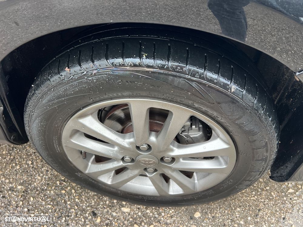 Toyota Yaris 1.0 VVT-i Comfort +PS Style +P.Techno +P.Sport - 16