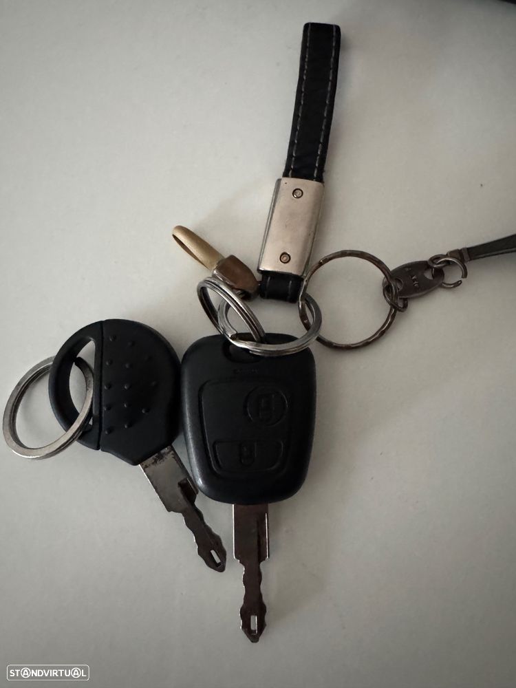 Peugeot 206 1.1 Color Line - 6