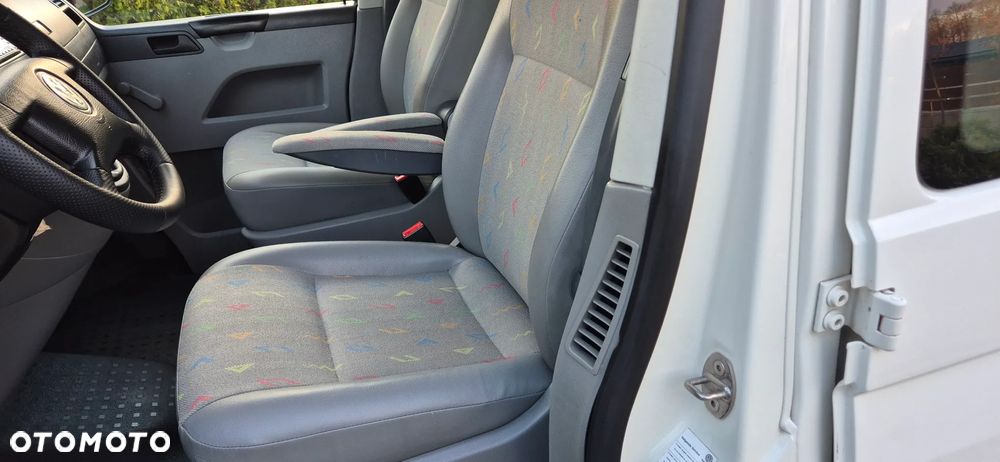 Volkswagen T5 - 16