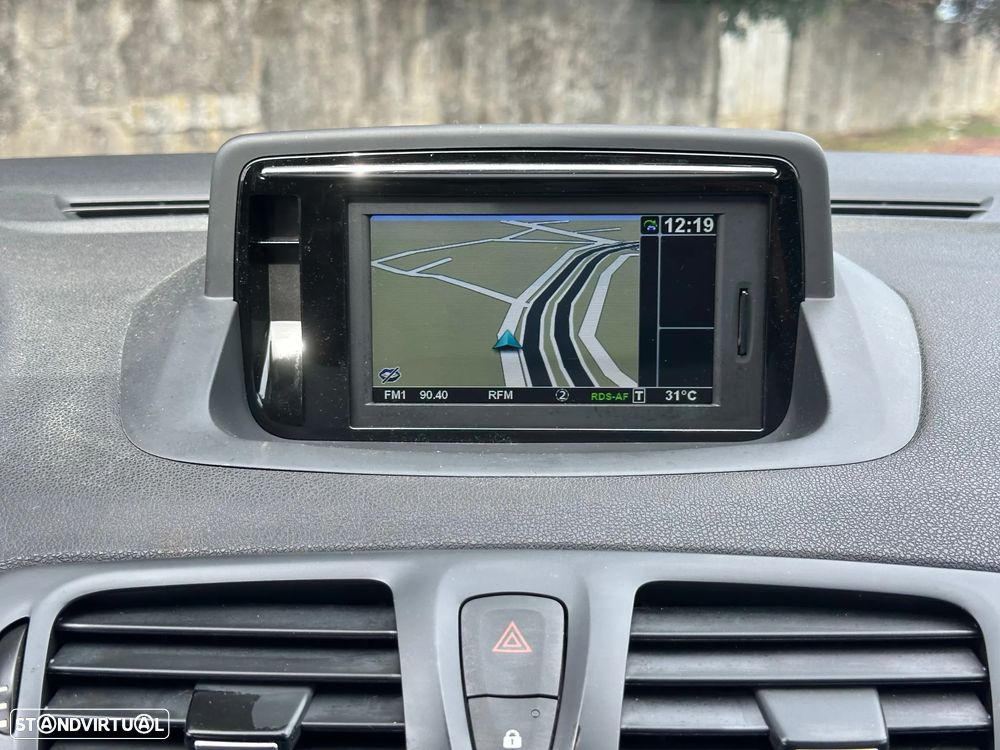 Renault Mégane Sport Tourer dCi 110 FAP EDC BOSE Edition - 25