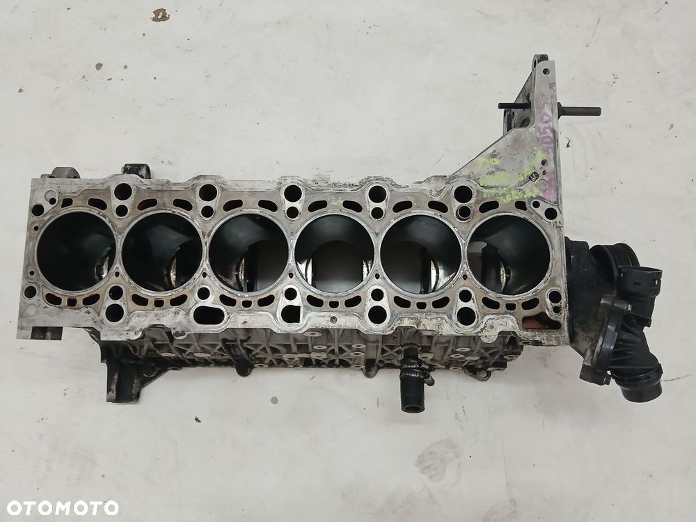 BLOK SILNIKA BMW E60 535 D LIFT 306D5  7792822 - 1