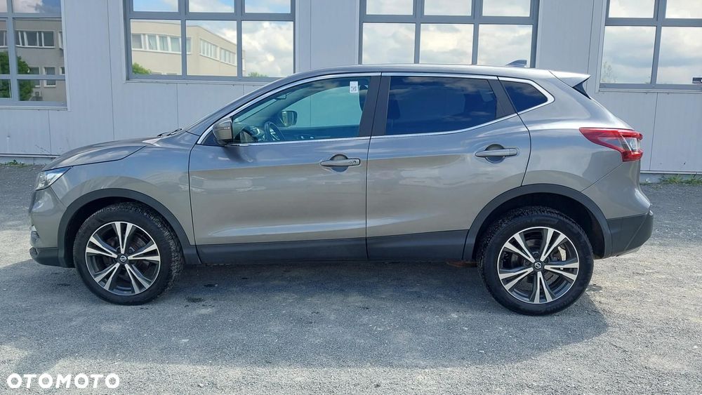 Nissan Qashqai 1.7 dCi 4x4 N-Connecta Xtronic - 3