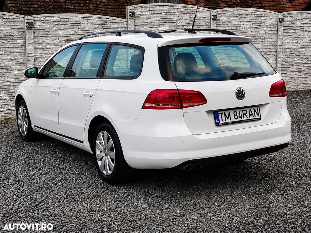 Volkswagen Passat - 4
