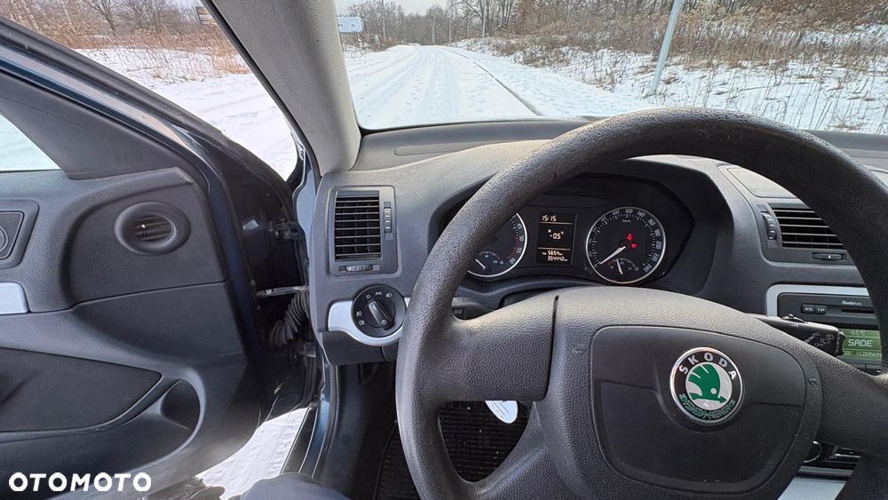 Skoda Octavia 1.6 TDI DPF Ambiente - 13