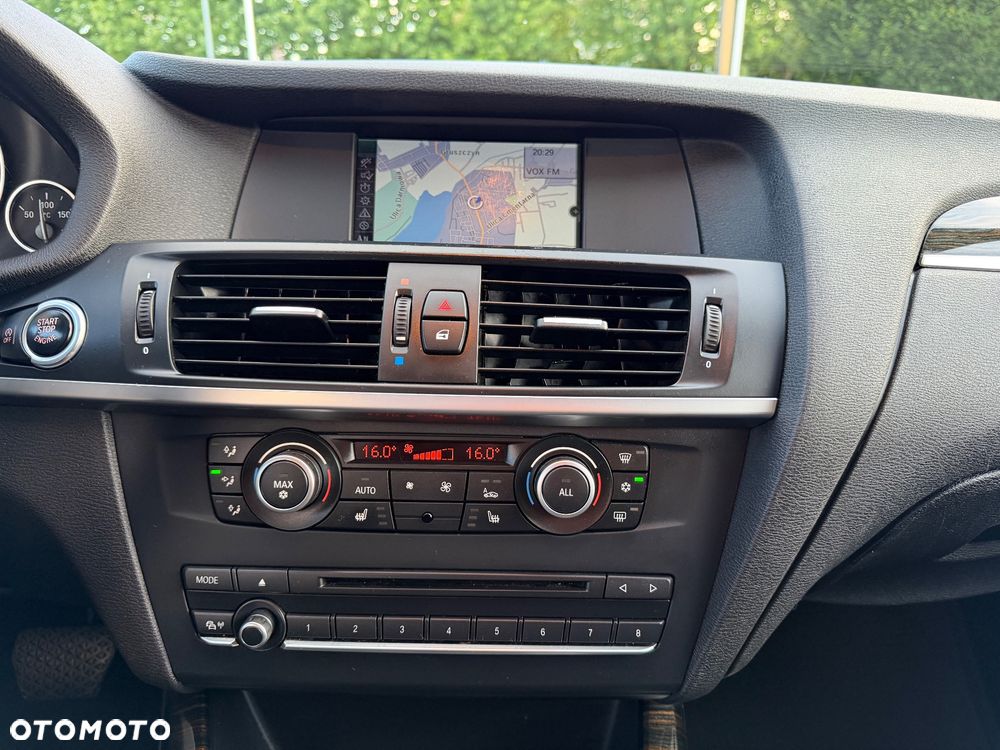BMW X3 xDrive20d - 29
