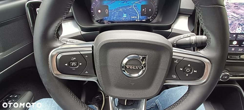 Volvo XC 40 B3 Core - 29