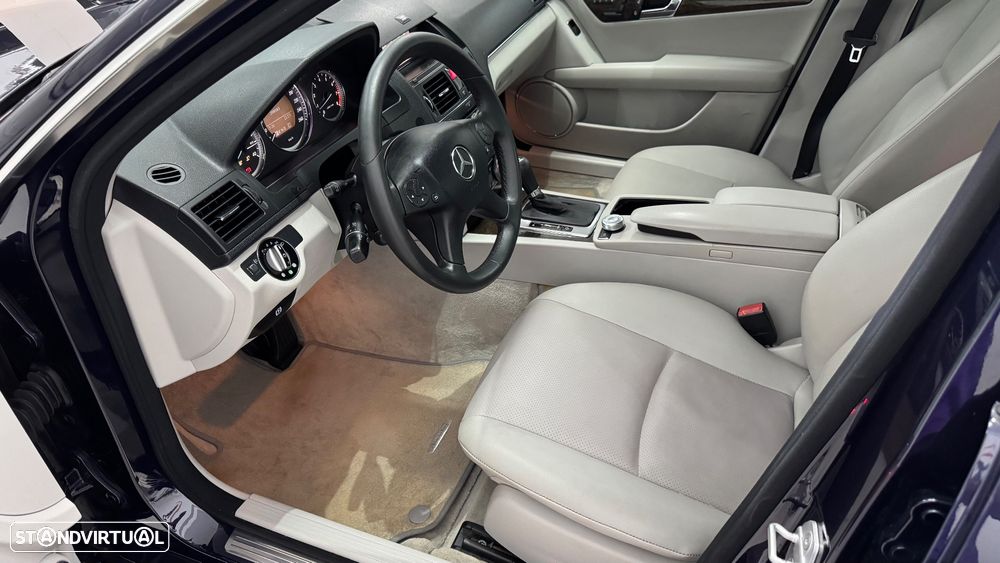 Mercedes-Benz C 180 K Avantgarde BlueEfficiency Aut. - 24