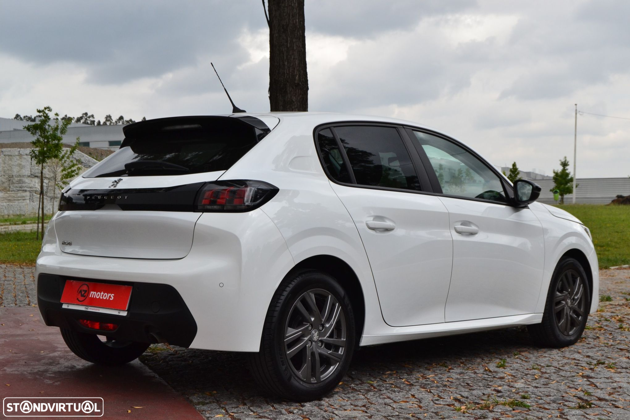 Peugeot 208 1.2 PureTech Active Pack - 10