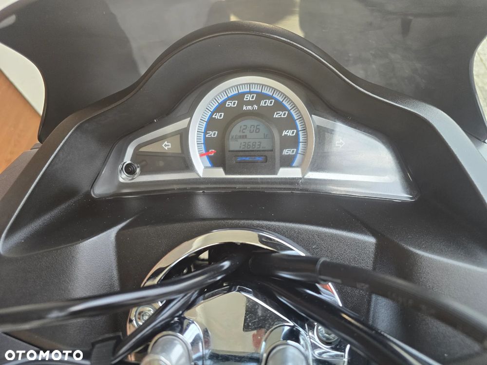 Honda PCX - 9