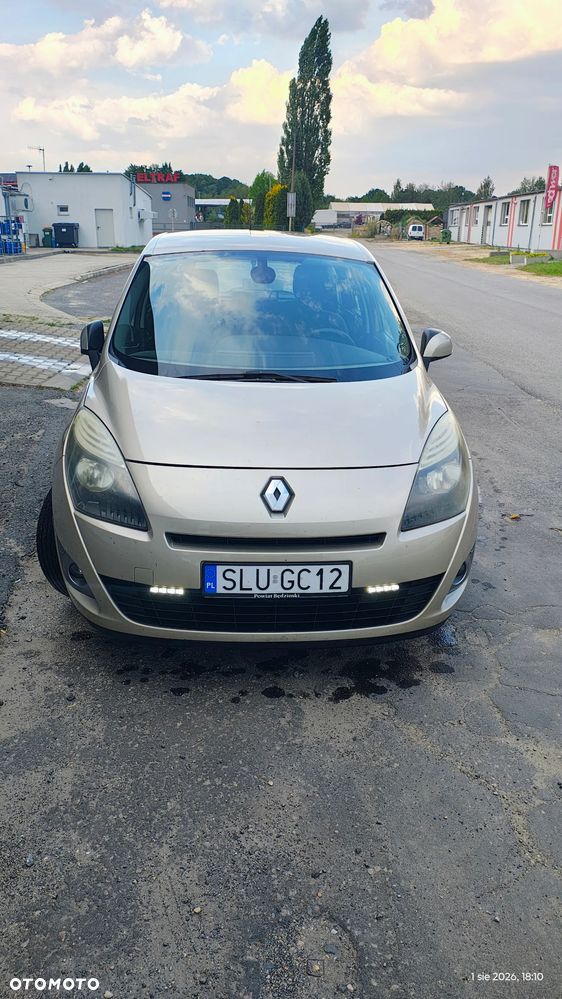 Renault Grand Scenic - 2