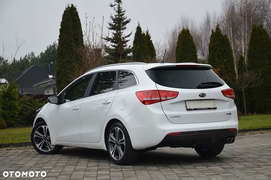 Kia Ceed 1.6 CRDi 136 DCT ISG GT Line - 11