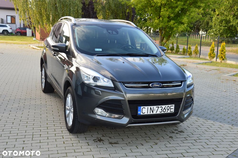 Ford Kuga 2.0 TDCi 4WD Titanium - 4