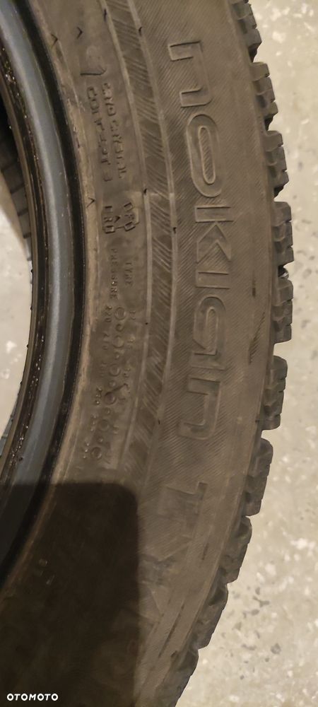 NOKYAN TYRES 225/55/18 - 1