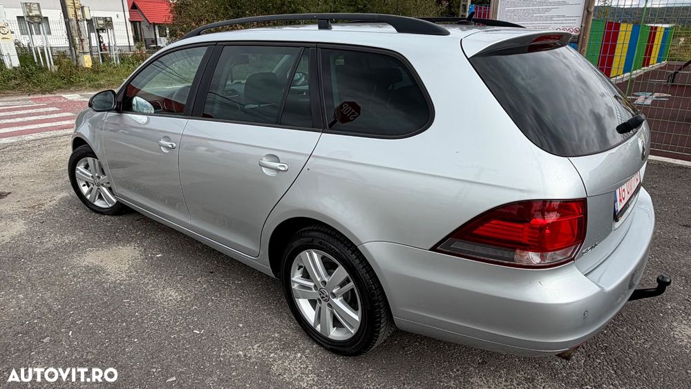 Volkswagen Golf - 20