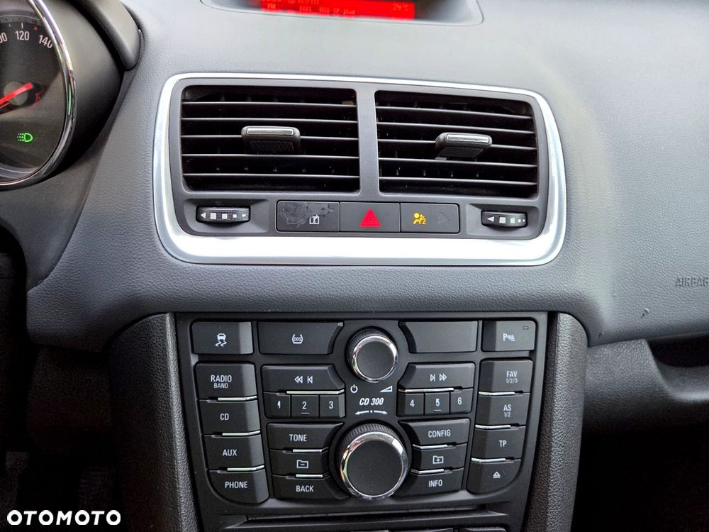 Opel Meriva - 25