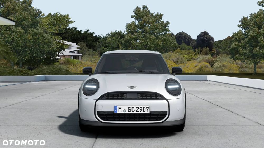 MINI Cooper C Blackyard - 4