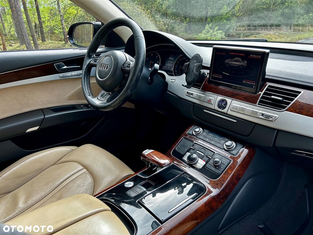 Audi A8 - 23