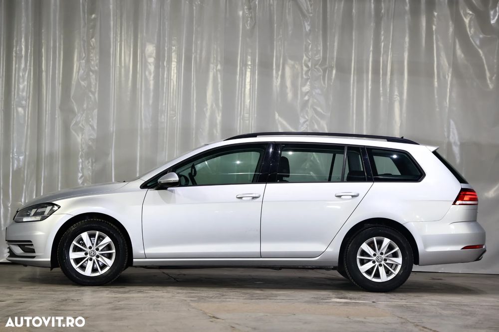 Volkswagen Golf 1.6 TDI SCR Comfortline - 38