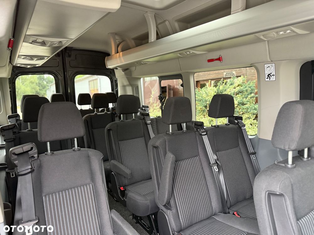 Ford Transit - 13
