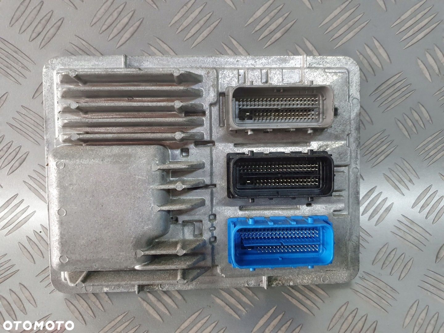 KOMPUTER STEROWNIK SILNIKA ASTRA J 1.6 T 12668829 - 1