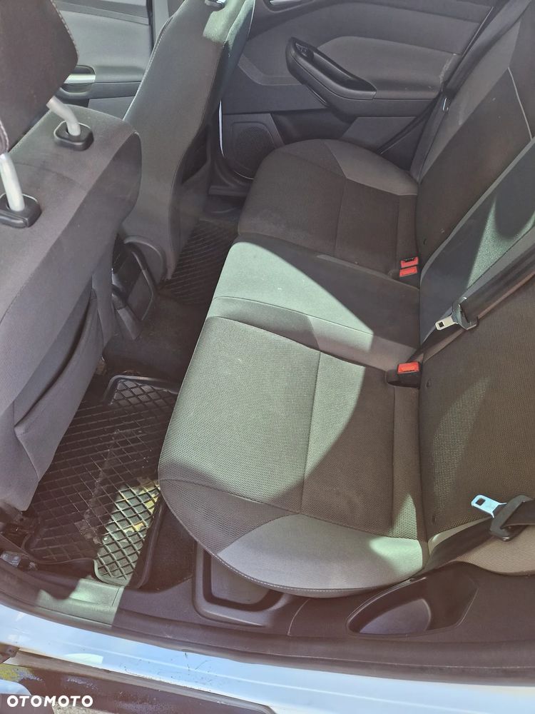 Ford Focus 1.6 TDCi Edition - 11