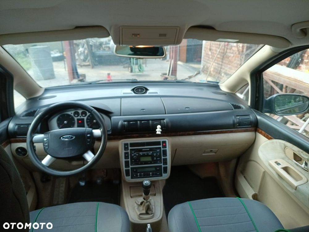 Ford Galaxy - 9