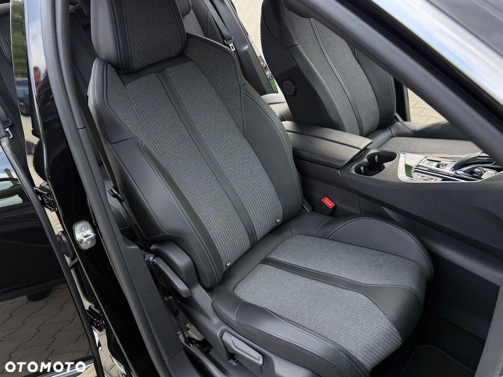 Peugeot 3008 BlueHDi 130 Stop & Start EAT8 Allure - 34