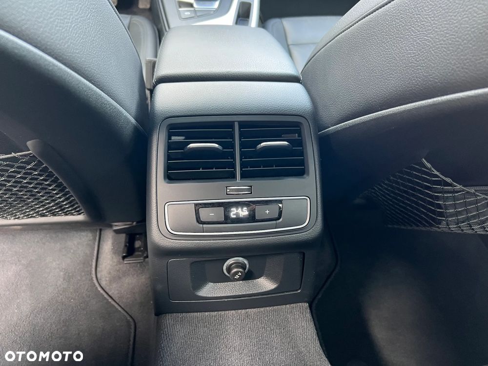 Audi A4 Limousine 2.0 TFSI quattro S tronic design - 27
