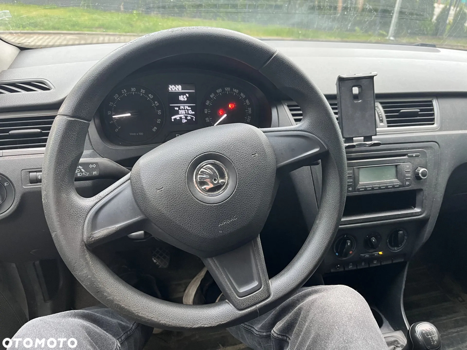 Skoda RAPID - 8