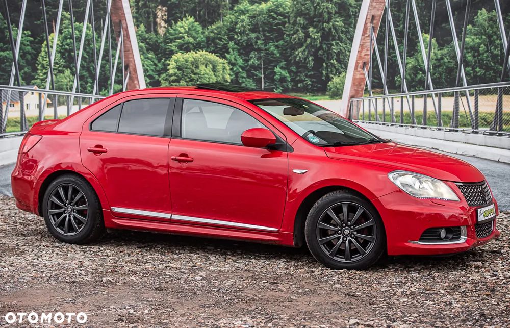 Suzuki Kizashi 2.4 Sport - 6