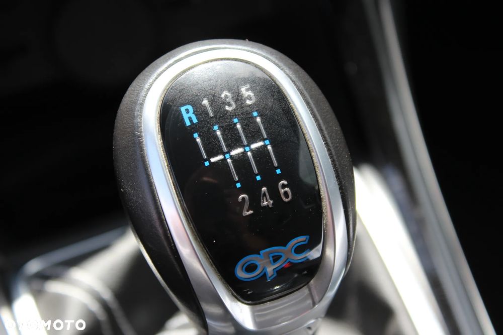 Opel Astra OPC - 35