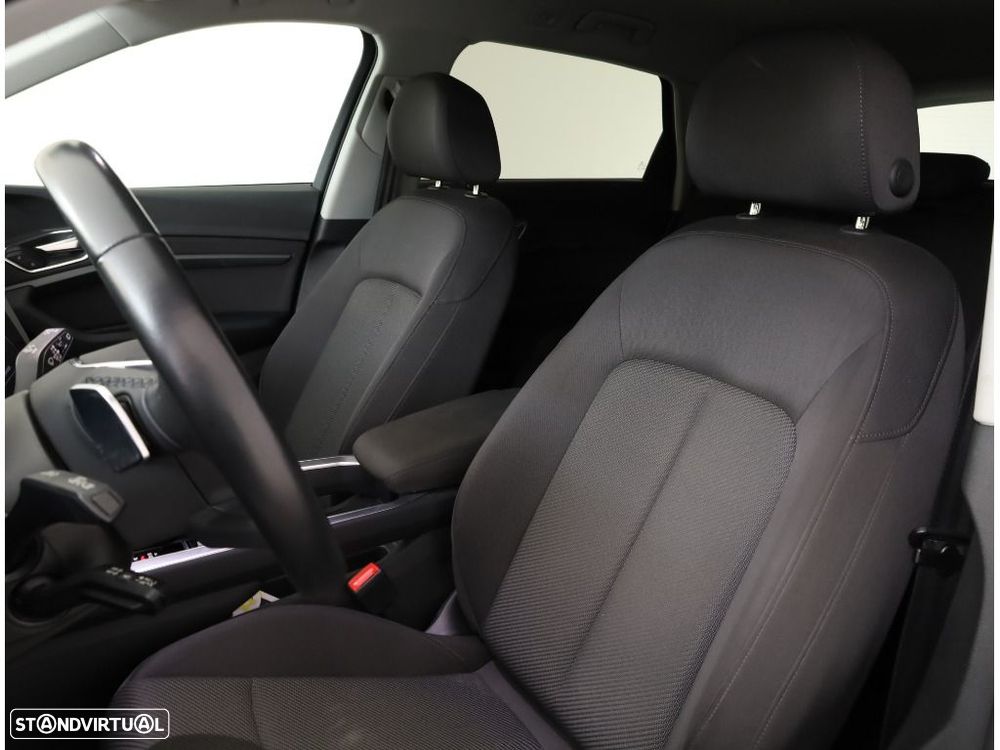 Audi Q8 e-Tron 55 quattro Advanced - 24