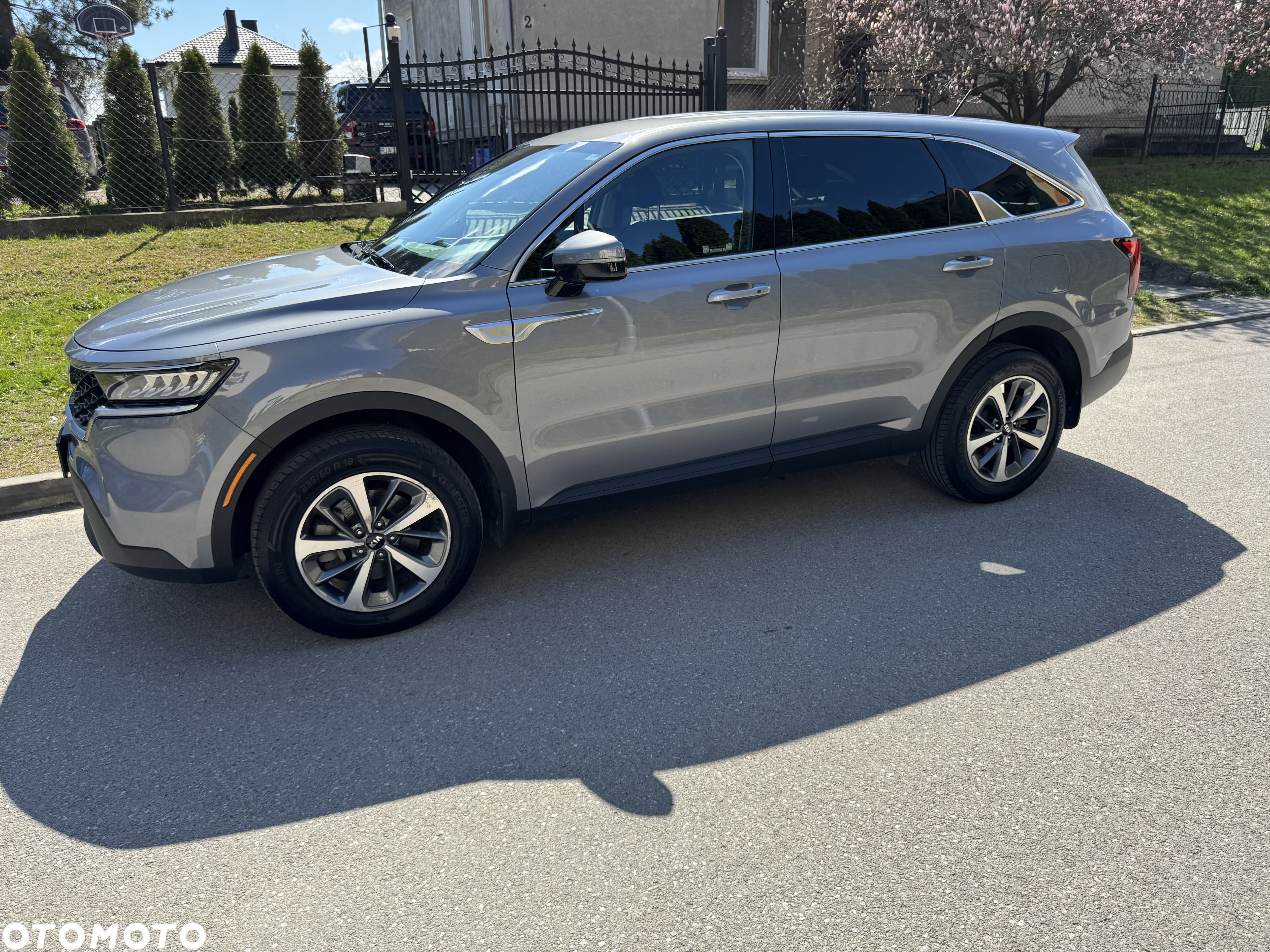 Kia Sorento - 4