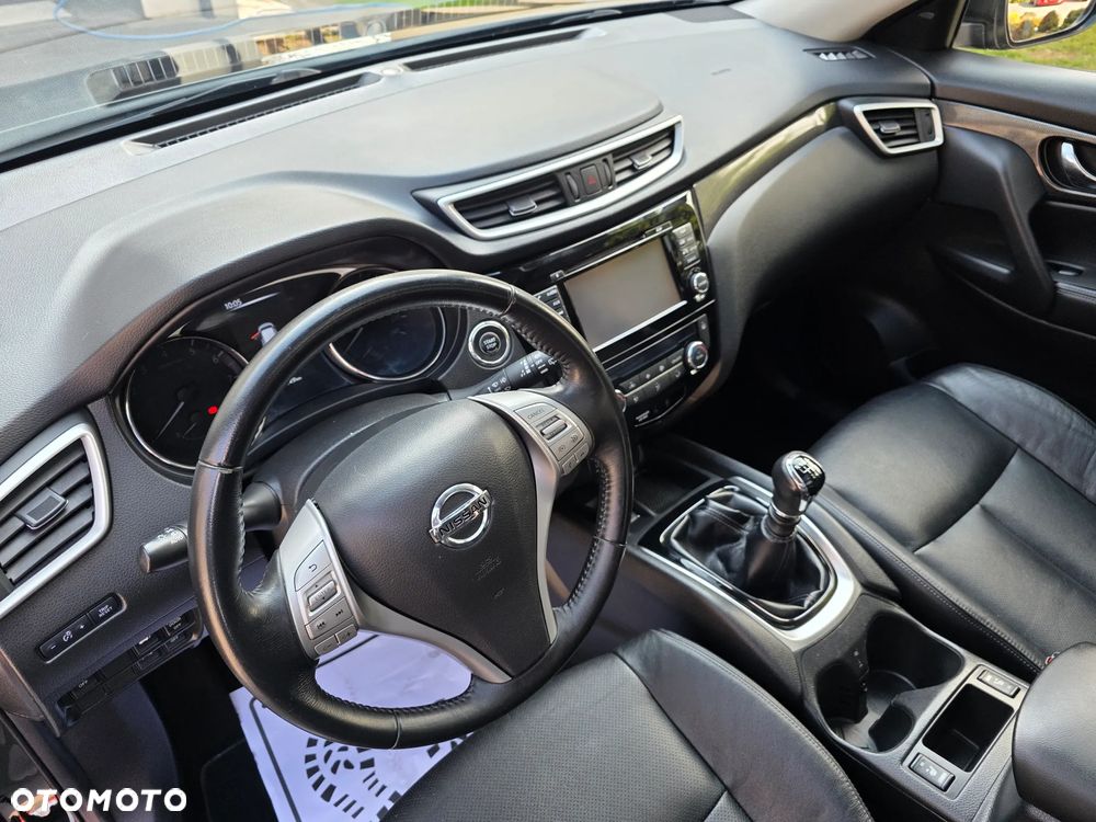Nissan X-Trail 1.6 DIG-T Tekna - 23