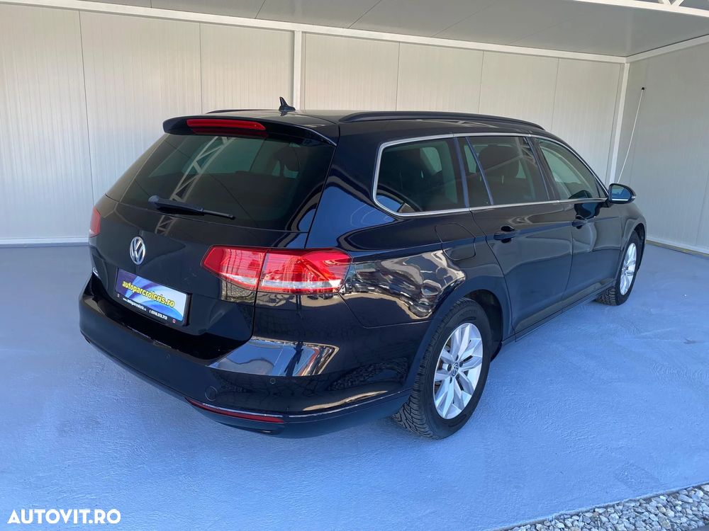 Volkswagen Passat - 10