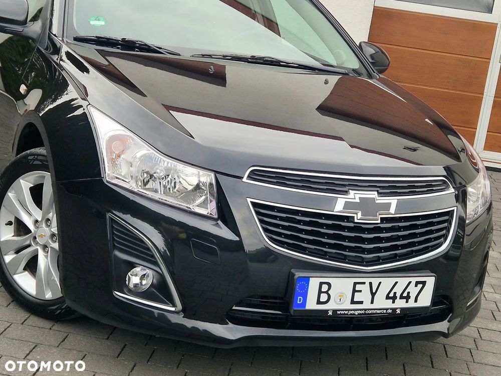 Chevrolet Cruze - 12