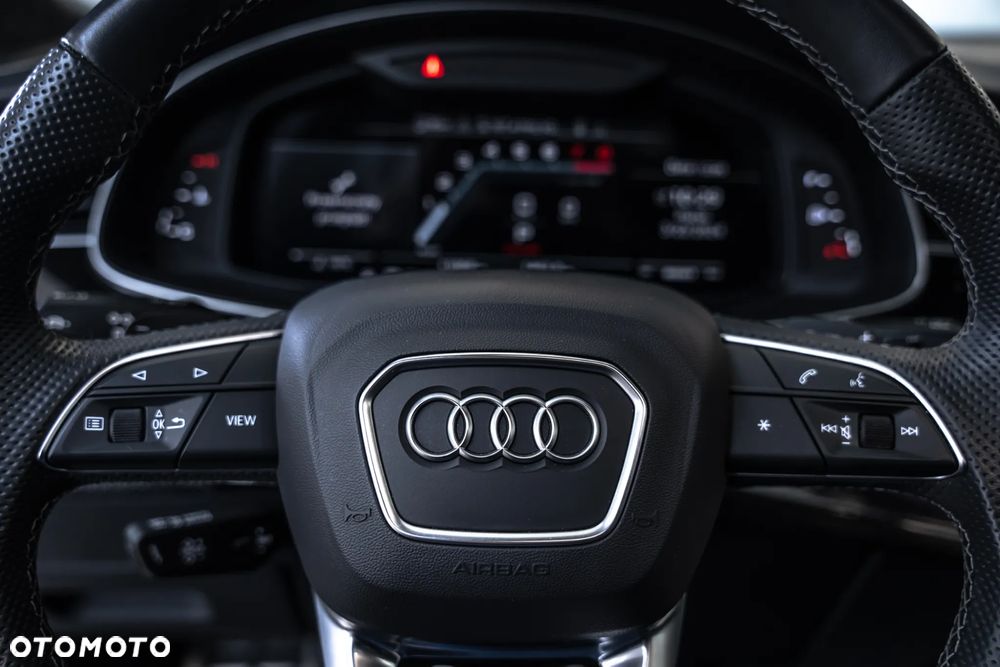 Audi SQ8 - 26