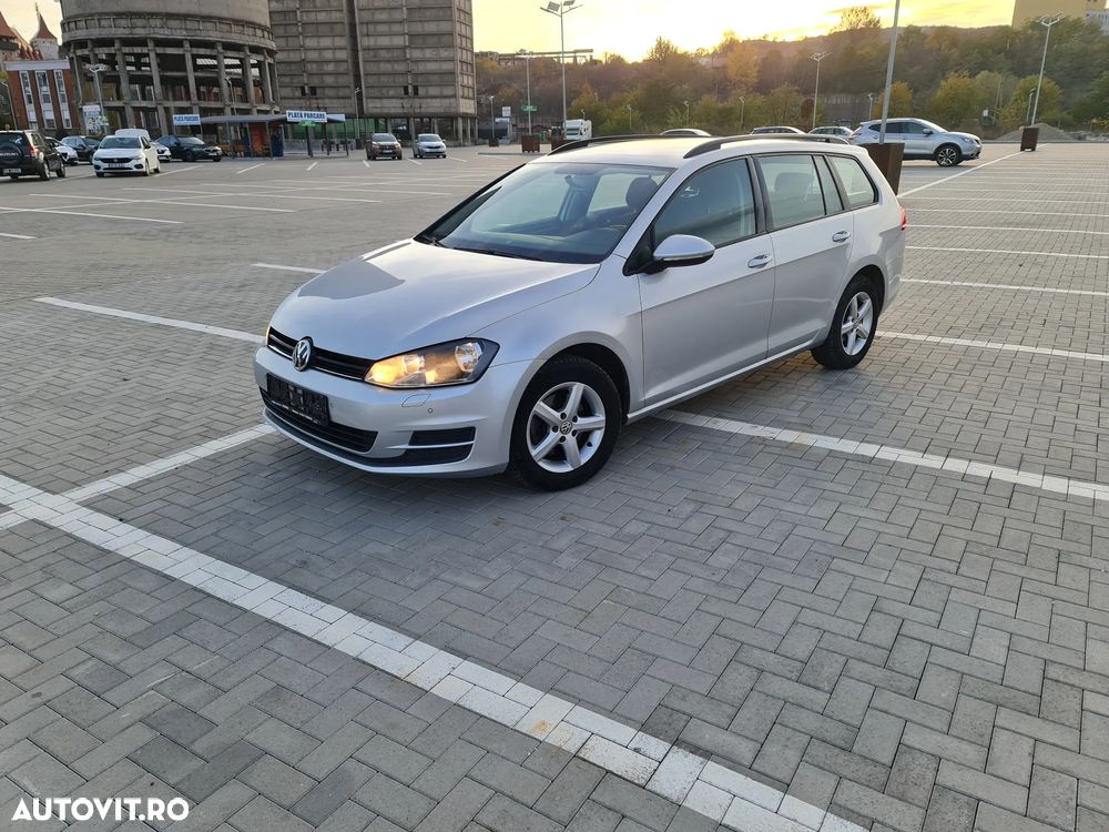 Volkswagen Golf 1.6 TDI BlueMotion Technology Lounge - 6