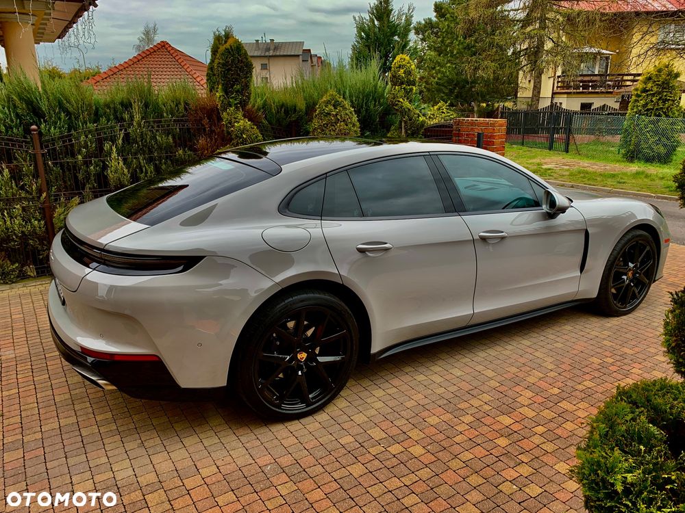 Porsche Panamera - 11