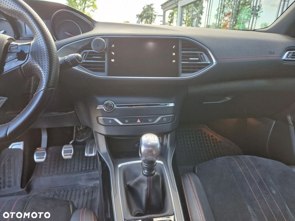 Peugeot 308 - 23