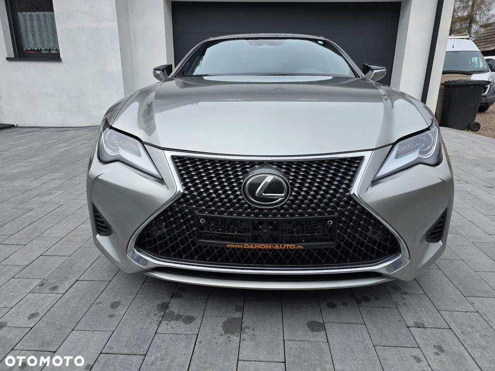 Lexus RC - 12