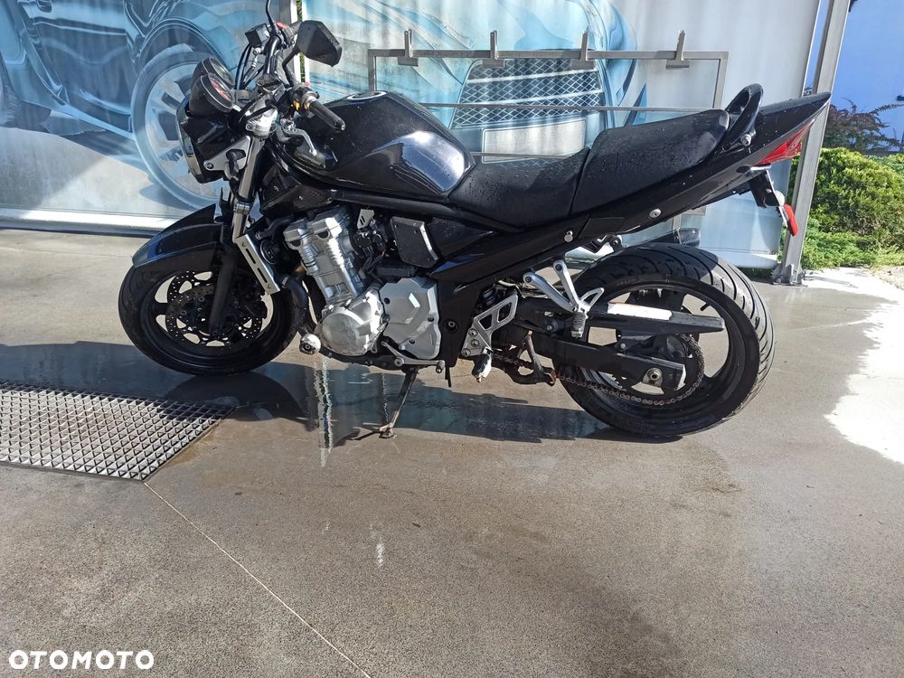 Suzuki Bandit - 1