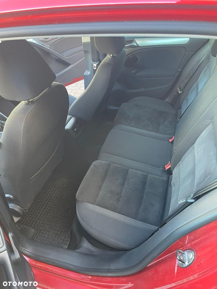 Volkswagen Golf 1.4 TSI Highline - 13