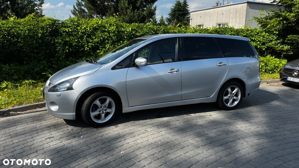 Mitsubishi Grandis 2.4 Intense (lea) - 11
