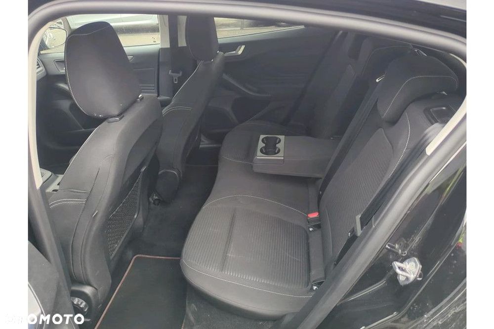 Ford Focus 1.0 EcoBoost Titanium - 7