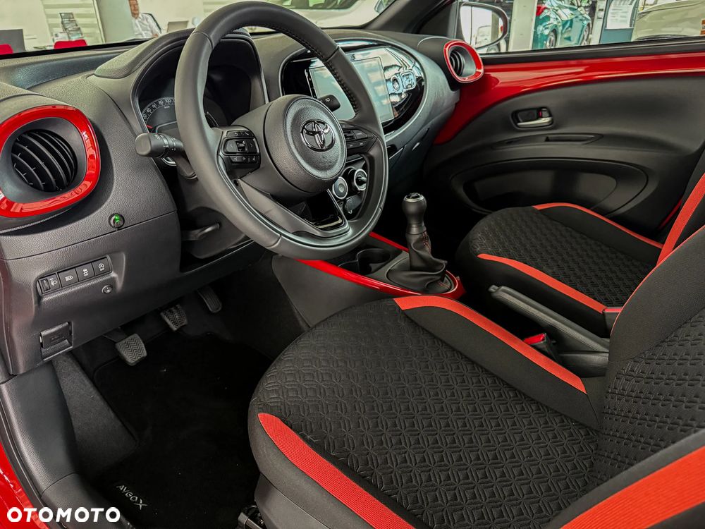 Toyota Aygo X 1.0 VVT-i Style - 11